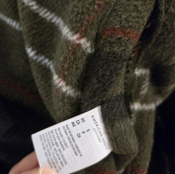 AE puffer jacket - Picture 4 of 4